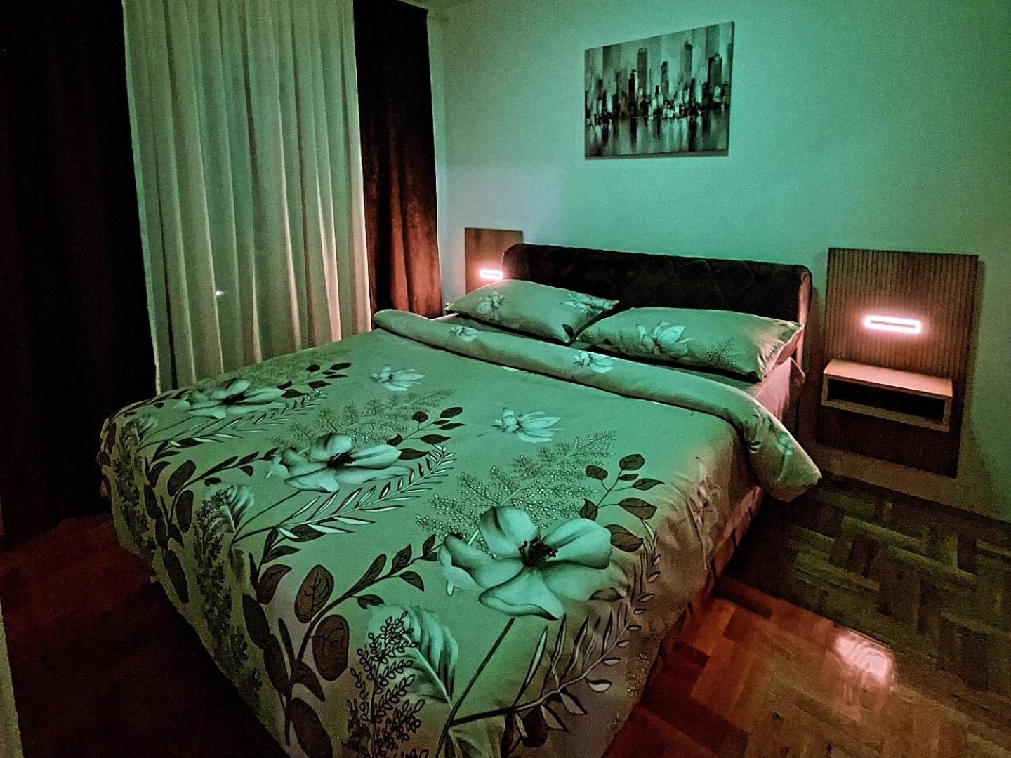 Stan Na Dan Aurora Lägenhet Požarevac Exteriör bild
